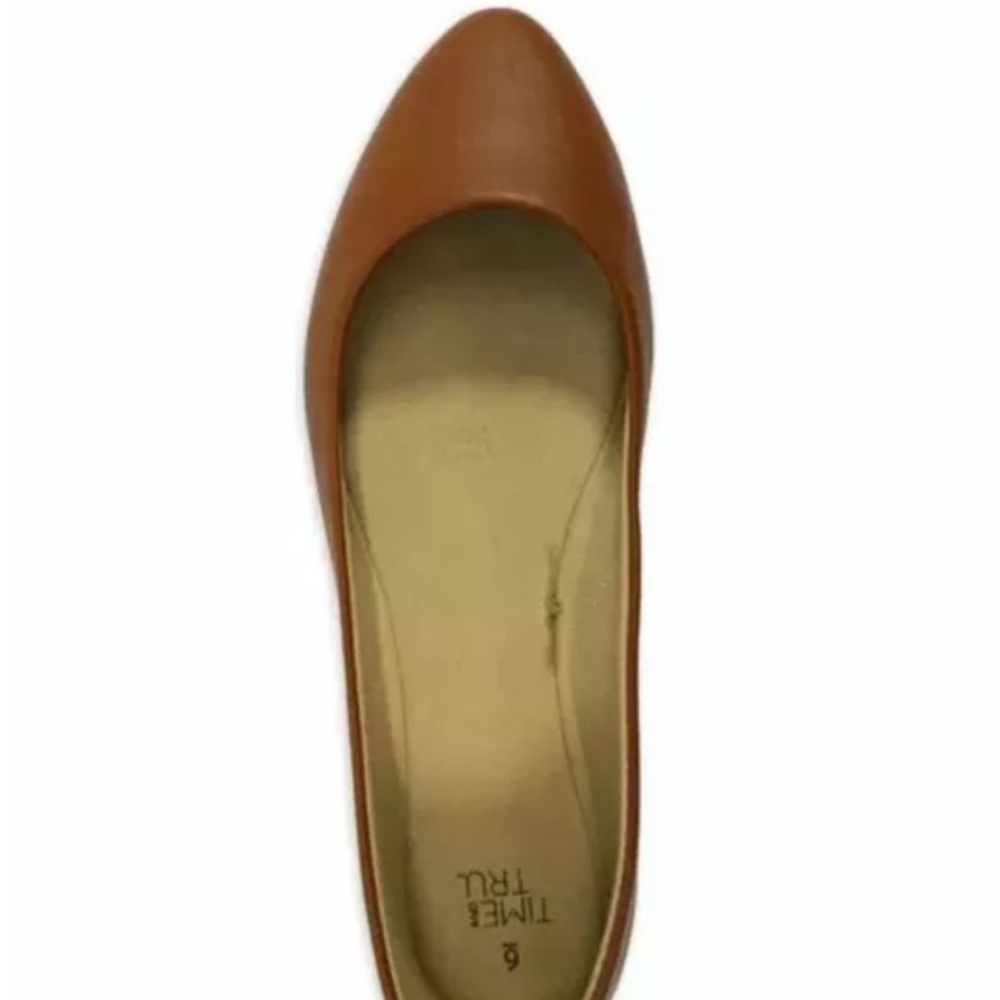 Time And Tru Women's Ballet Flats Size 6.5W Almond Toe Tan Faux Leather